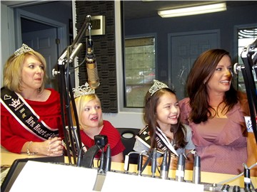 Heart of America pageant winners: Kim Harland, Sara Harland, Natalie Sanders and Kim Elrod in 2011